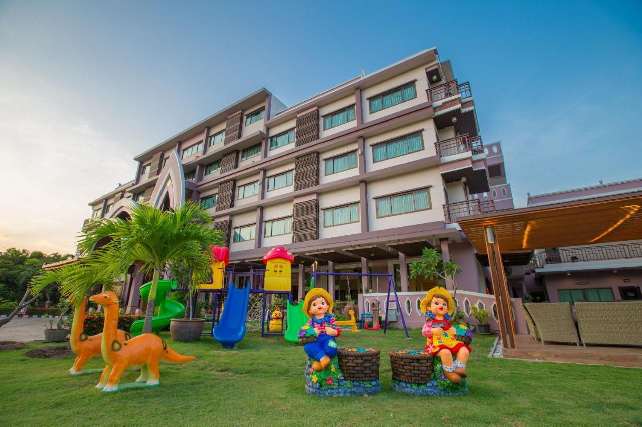 Phanomrungpuri Hotel Buriram Nang Rong Exterior photo