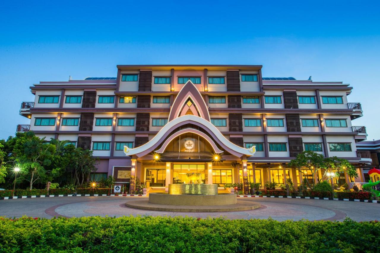 Phanomrungpuri Hotel Buriram Nang Rong Exterior photo